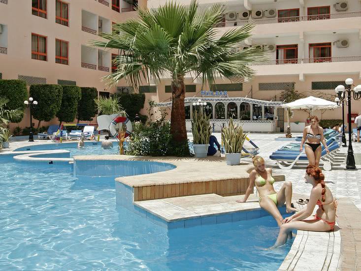 Grand Seas Resort Hostmark 1