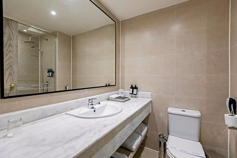 Grand Seas Resort Hostmark 11