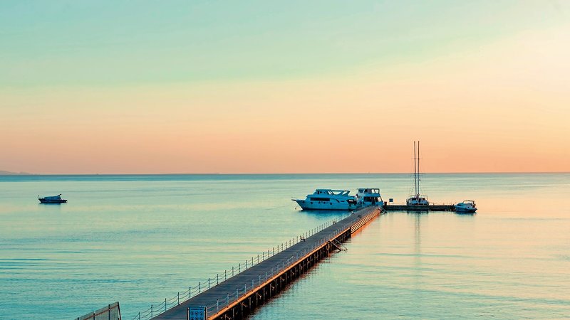 Grand Seas Resort Hostmark 40