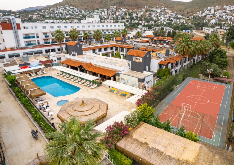 Tiana Beach Resort 1