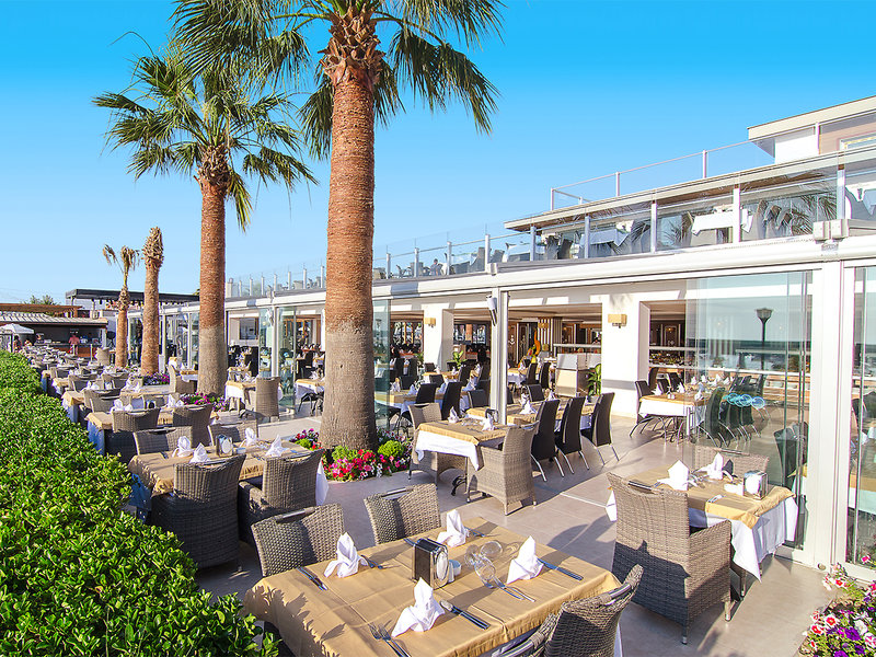Palm Wings Beach Resort & Spa Kusadasi 8 - Terrace