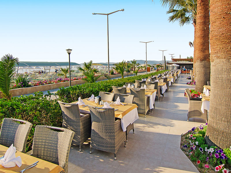 Palm Wings Beach Resort & Spa Kusadasi 13 - Terrace