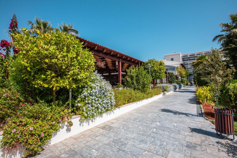Palm Wings Beach Resort & Spa Kusadasi 48 - Garden