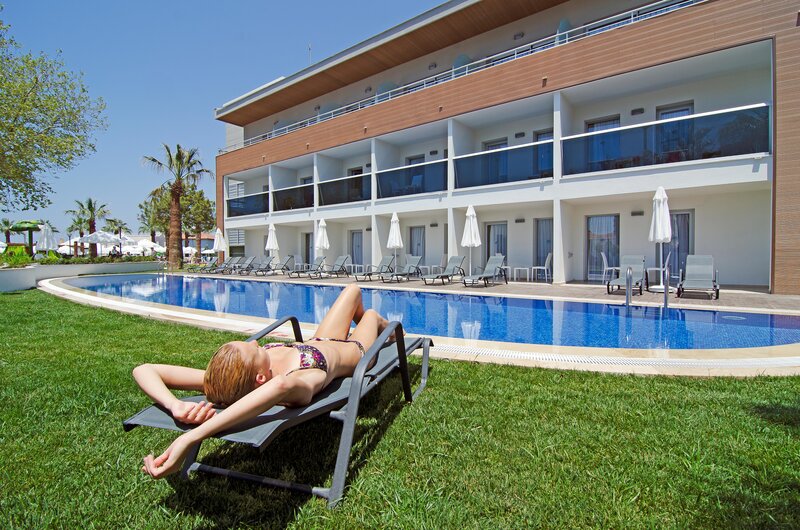 Palm Wings Beach Resort & Spa Kusadasi 62 - Outdoor Pool