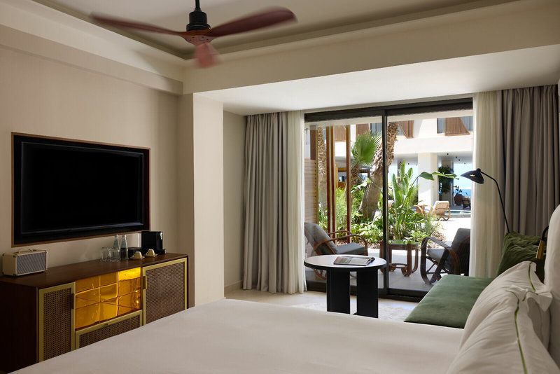 Isla Brown Chania Resort, Curio Collection by Hilton 10