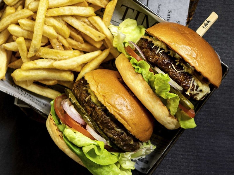 Mövenpick Hotel Jumeirah Lakes Towers 10