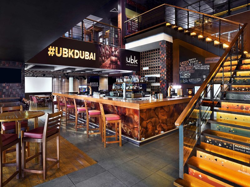 Mövenpick Hotel Jumeirah Lakes Towers 15