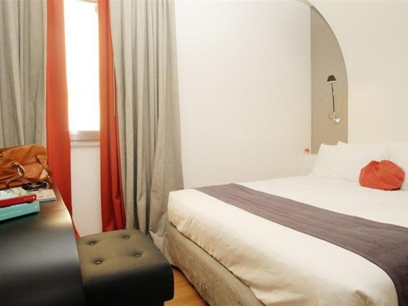 Culture Hotel Centro Storico 7 - Room Example