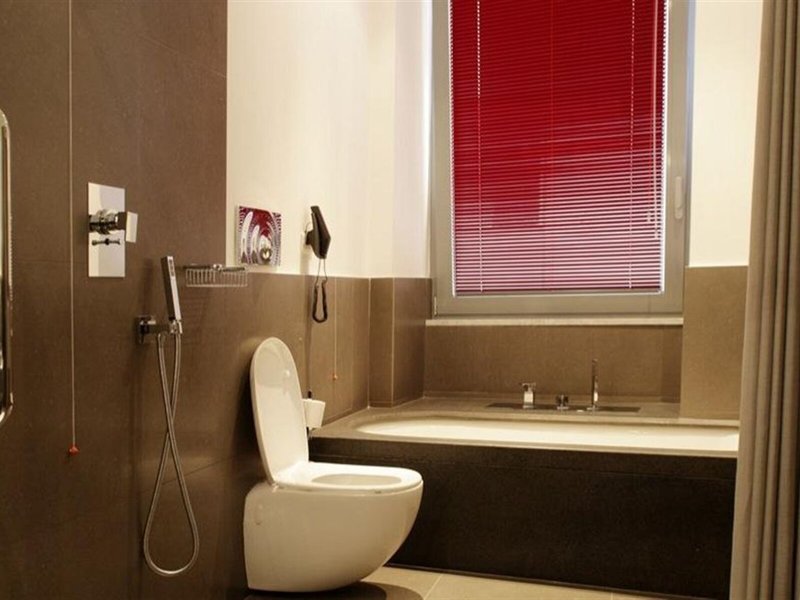 Culture Hotel Centro Storico 14 - Bathroom Example