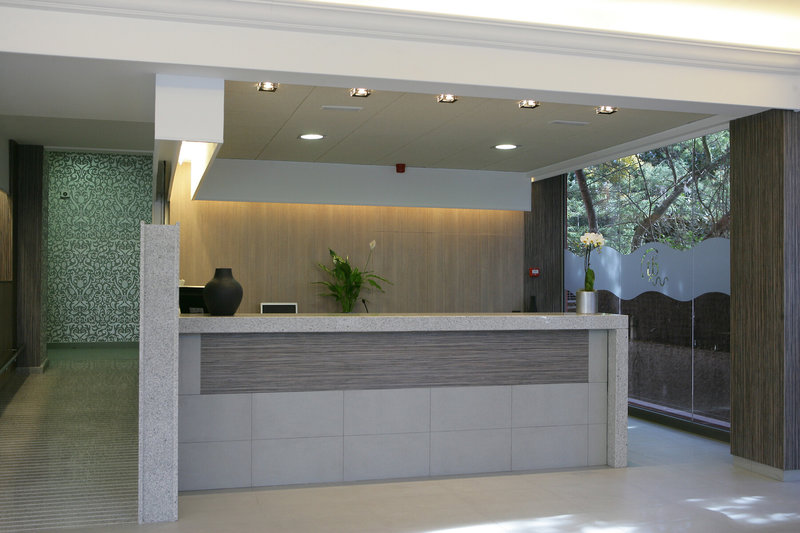 Tossa Beach Center 5