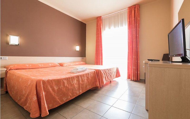 Tossa Beach Center 9