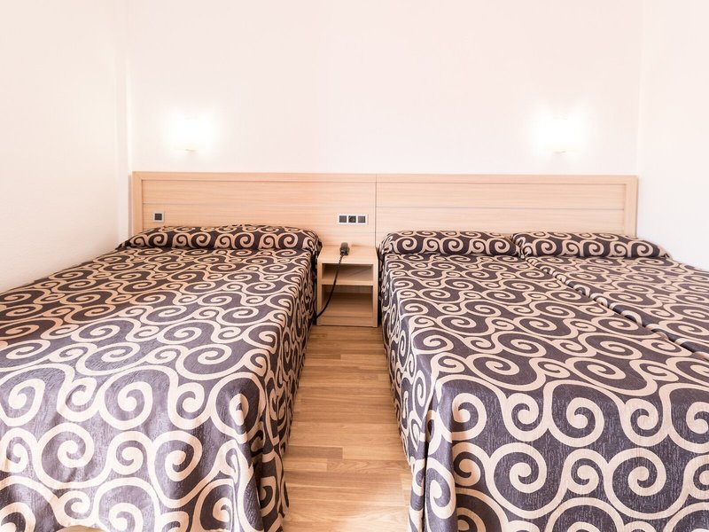 Tossa Beach & Tossa Center 33