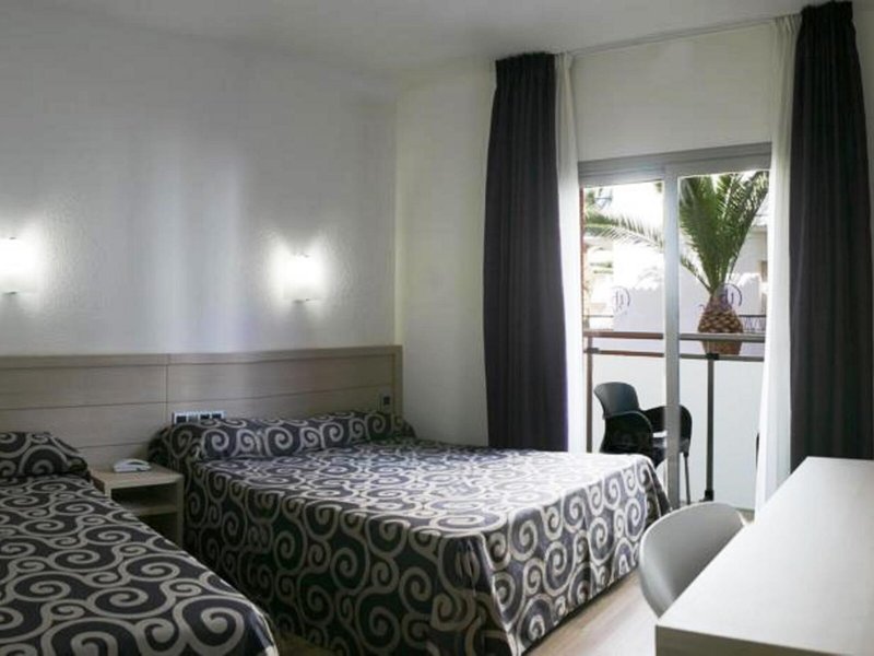 Tossa Beach & Tossa Center 35