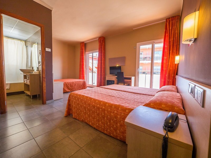 Tossa Beach & Tossa Center 39