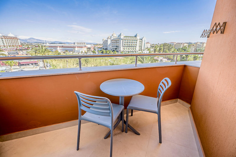 Orange Palace & Spa 8