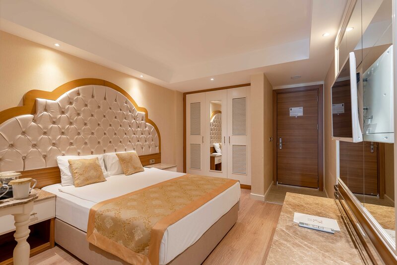 Side Premium 26