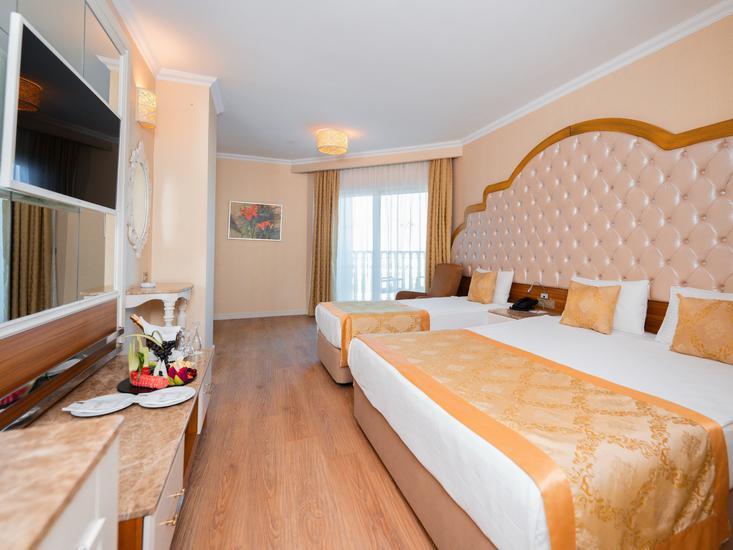Oz Hotels - Side Premium 6 - Room Example