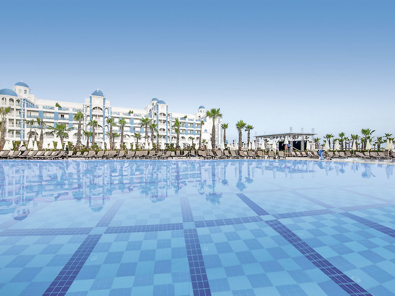 Rubi Platinum Spa Resort & Suites 8