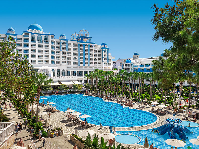 Rubi Platinum Spa Resort & Suites 12