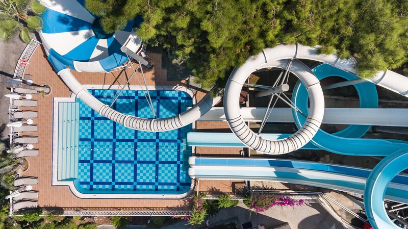 Rubi Platinum Spa Resort & Suites 39