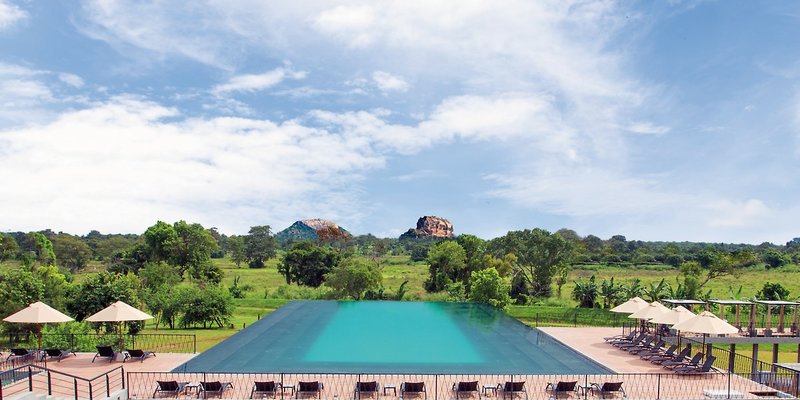 Aliya Resort & Spa 1