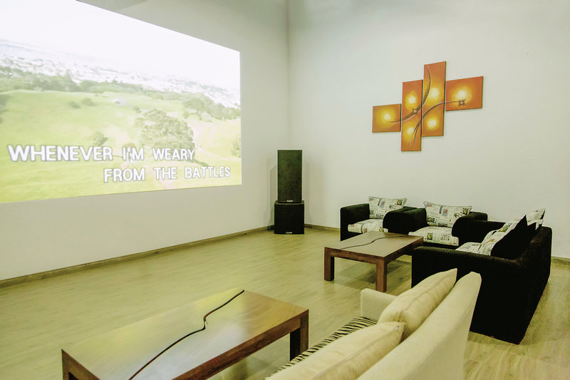 Aliya Resort & Spa 10