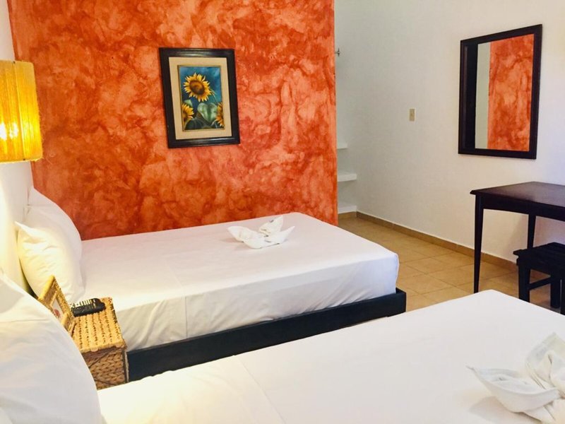 Casa de las Flores 22