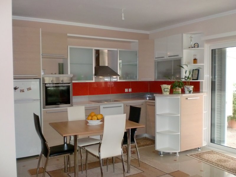 Valena Studios 13