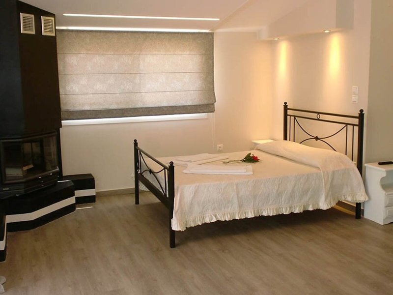 Valena Studios 21