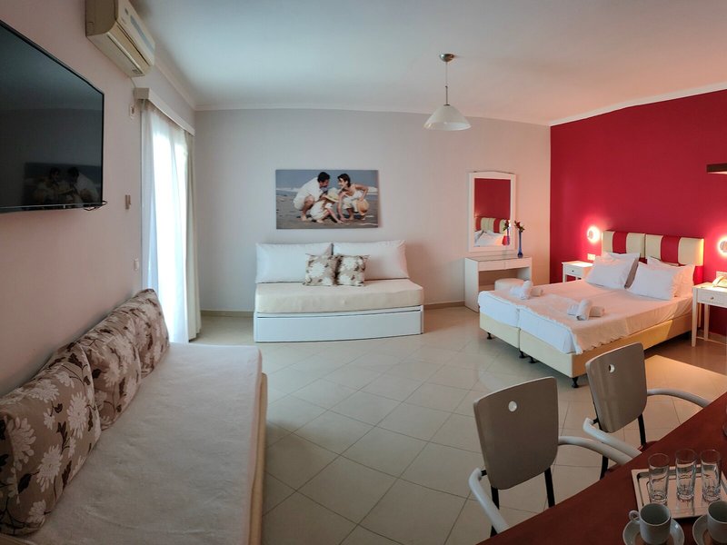 Valena Studios 24