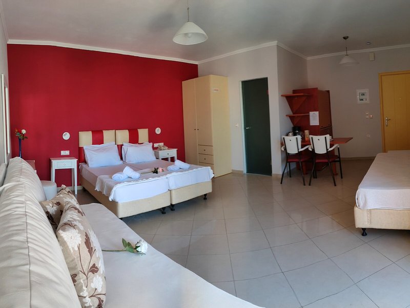 Valena Studios 25