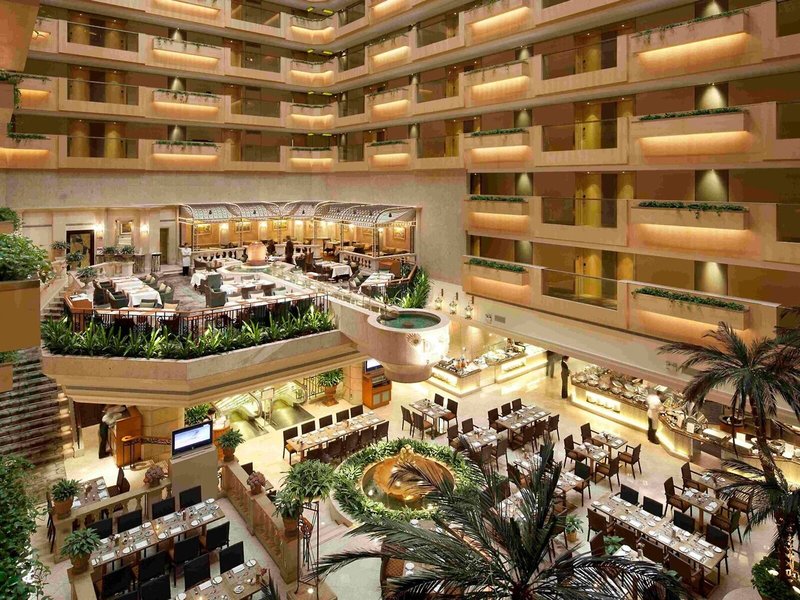 The Royal Garden Kowloon 1 - Exterior