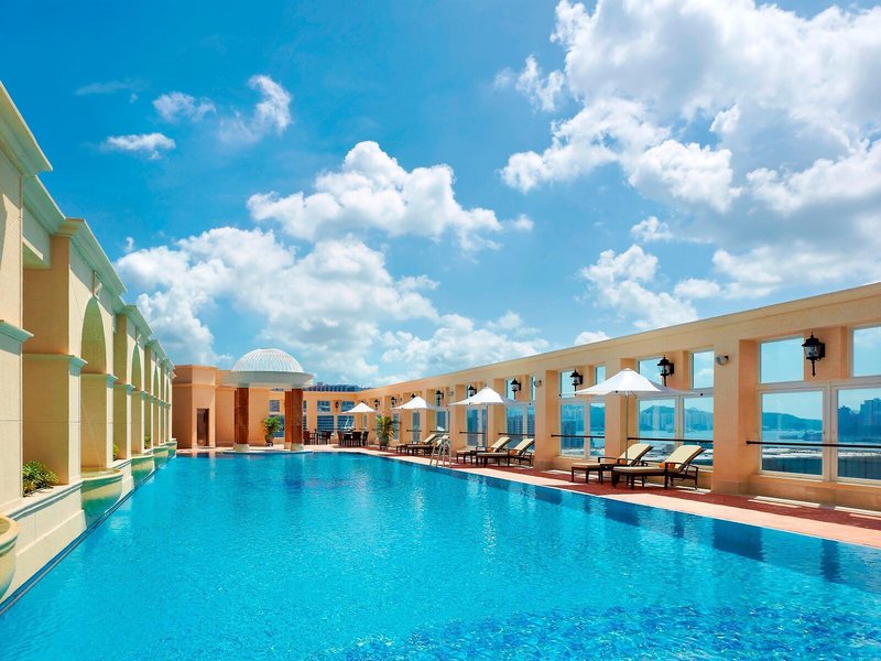 The Royal Garden Kowloon 6 - Outdoor Pool