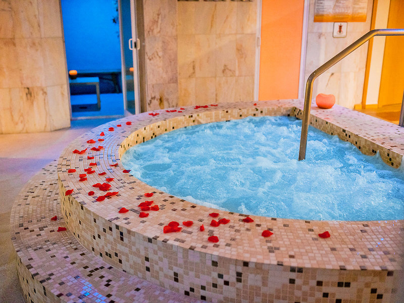 Paradise Park Fun Lifestyle Hotel 18