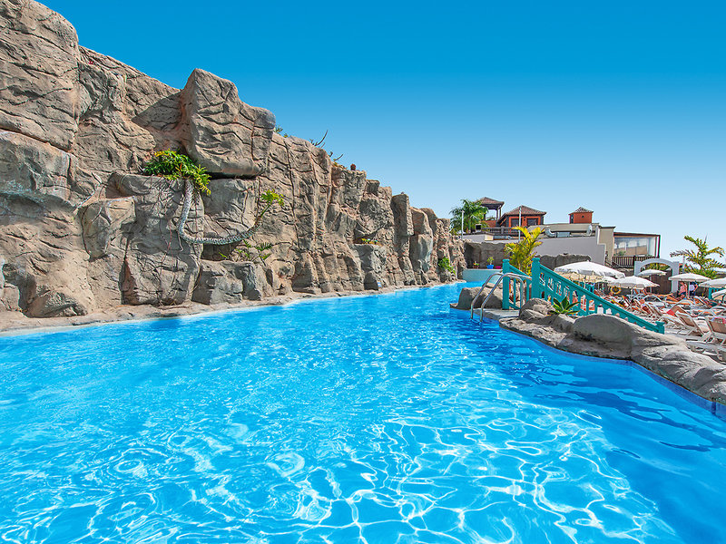 Paradise Park Fun Lifestyle Hotel 23