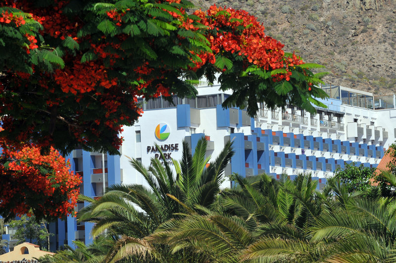 Paradise Park Fun Lifestyle Hotel 1