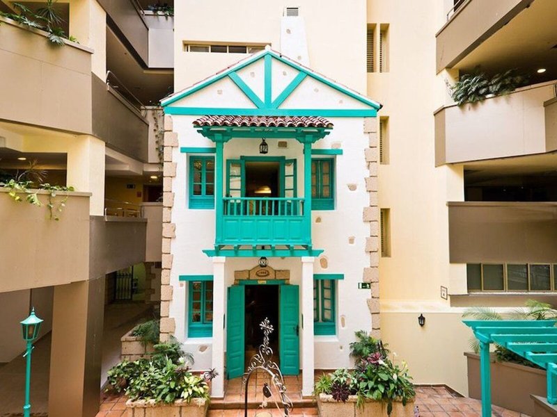 Paradise Park Fun Lifestyle Hotel 1