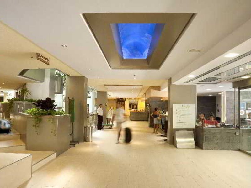 Paradise Park Fun Lifestyle Hotel 26