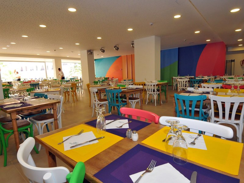 Paradise Park Fun Lifestyle Hotel 36