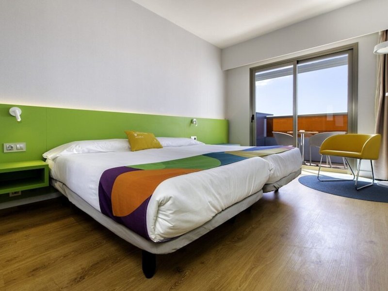 Paradise Park Fun Lifestyle Hotel 43