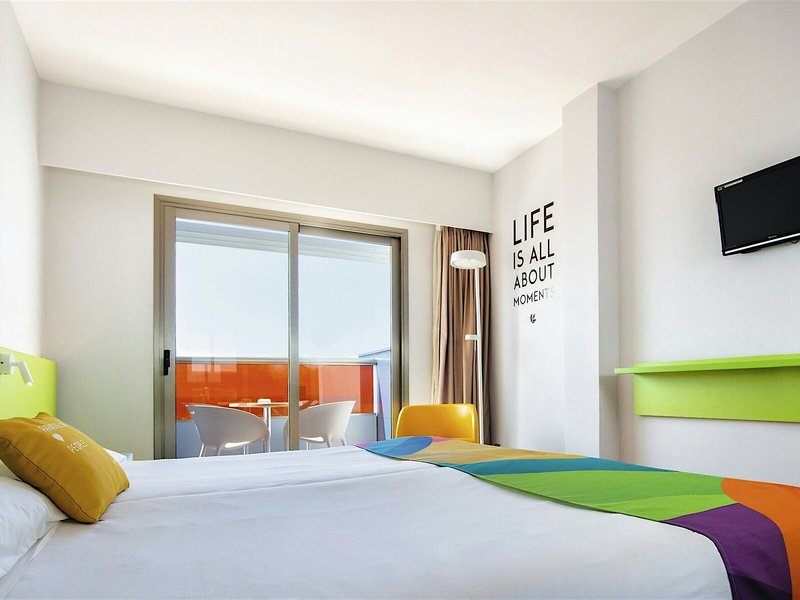 Paradise Park Fun Lifestyle Hotel 46