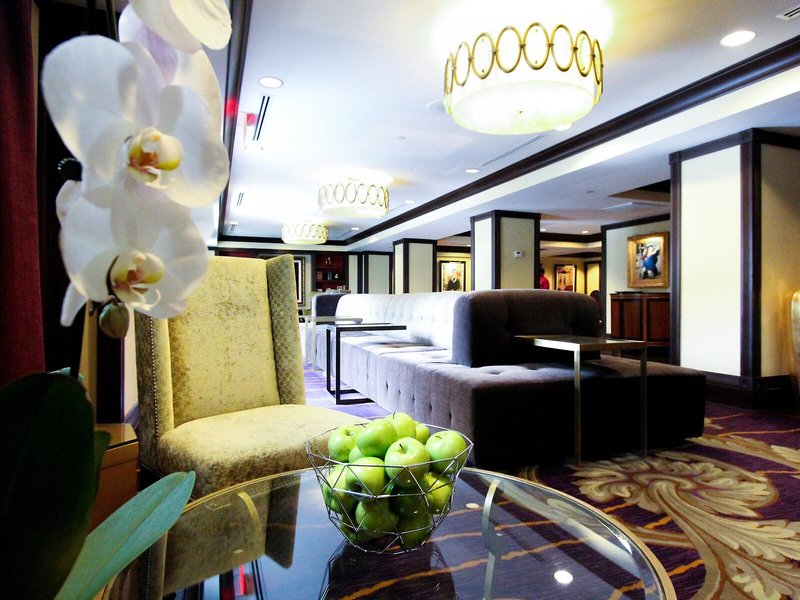 The Churchill Hotel Near Embassy Row 7