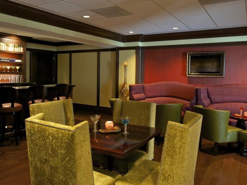 The Churchill Hotel Near Embassy Row 17