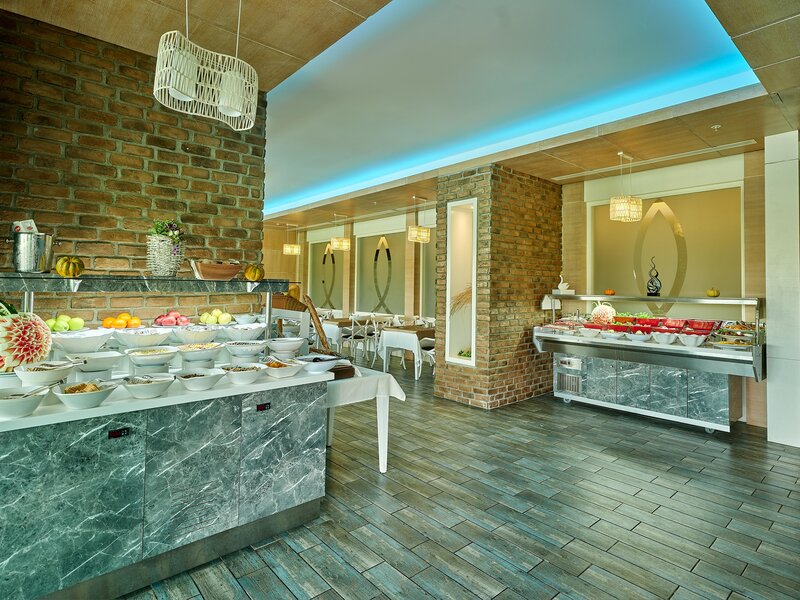 Luna Blanca Resort & Spa 16