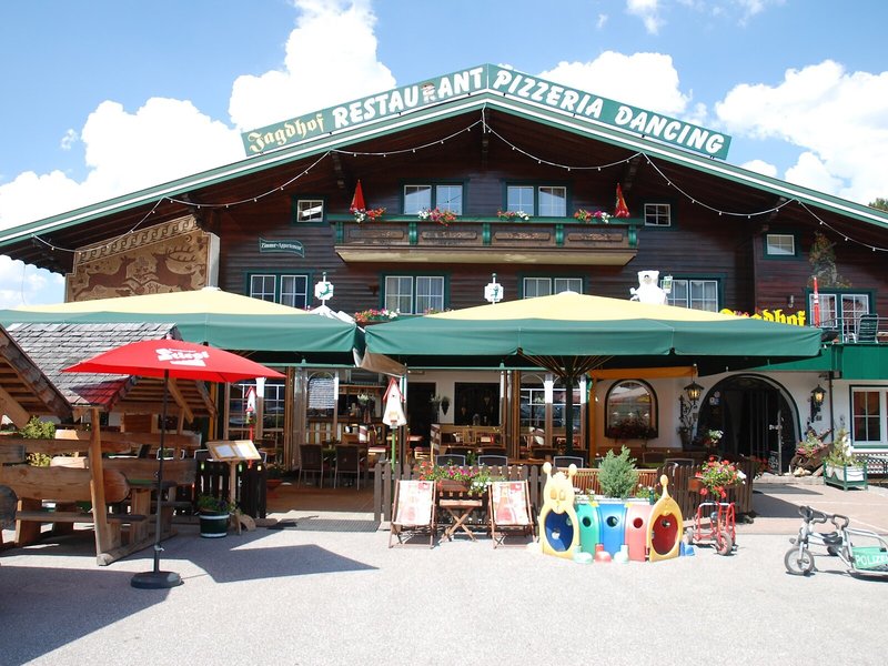 Jagdhof Flachau & Appartement Alpenfex 6