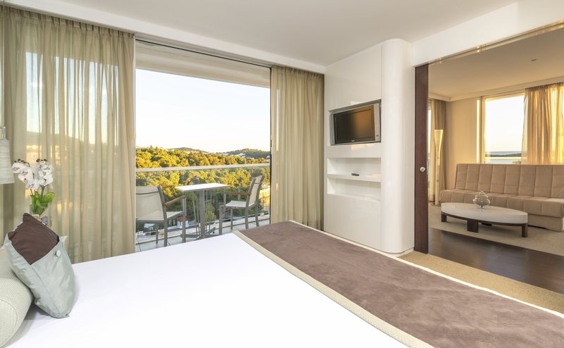 Amfora Hvar Grand Beach Resort 3