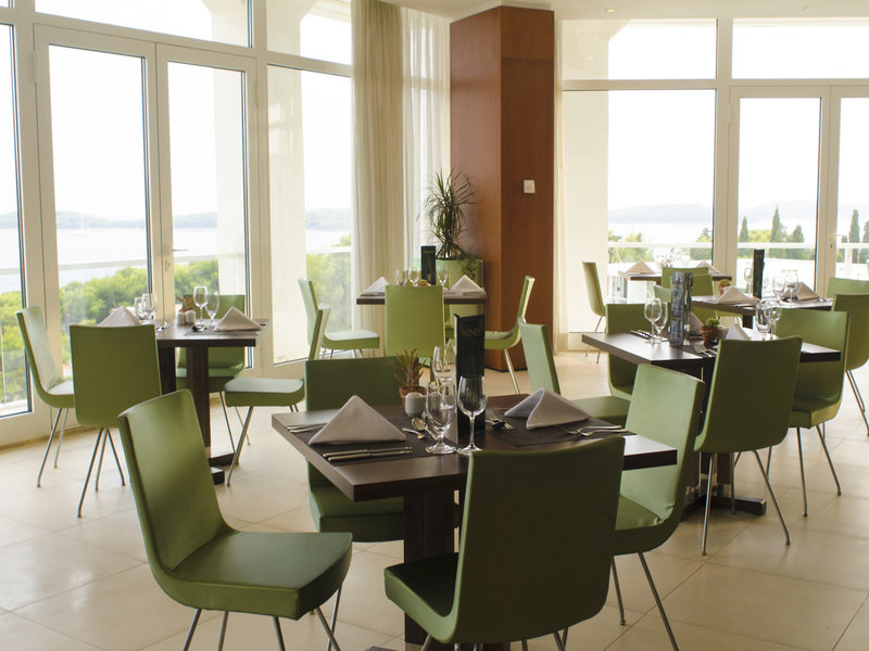 Amfora Grand Beach Resort 18