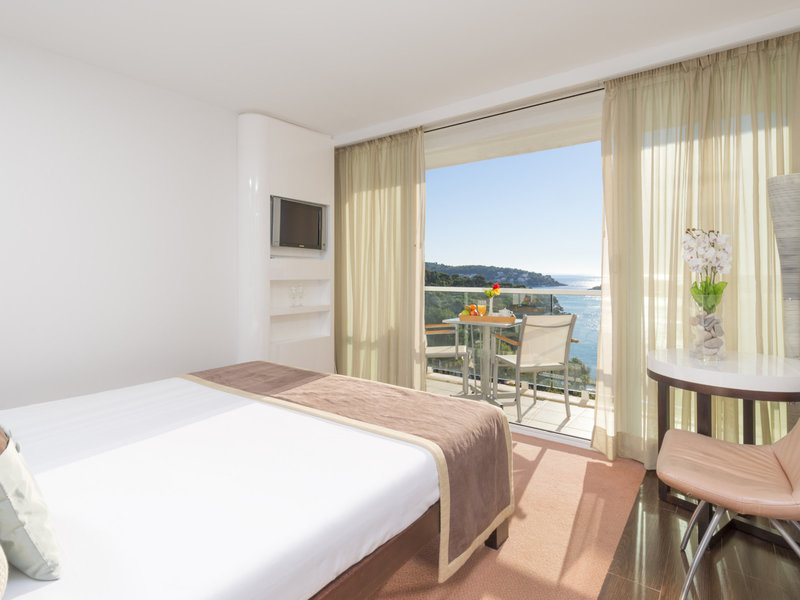 Amfora Grand Beach Resort 26