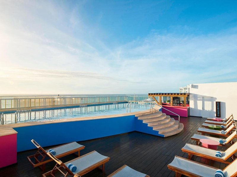 Aloft Cancun 11
