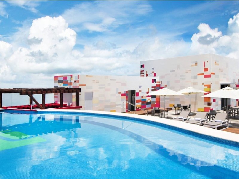 Aloft Cancun 17